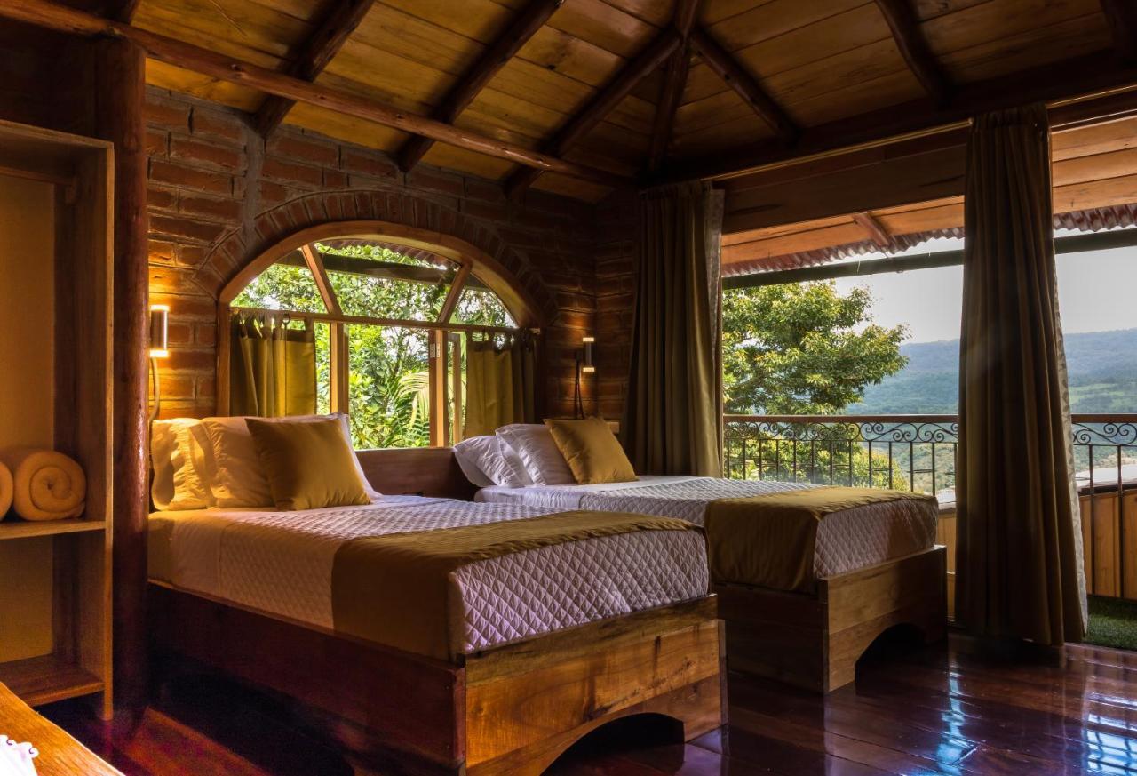 Отель Casa De Vista Alta Миндо Экстерьер фото